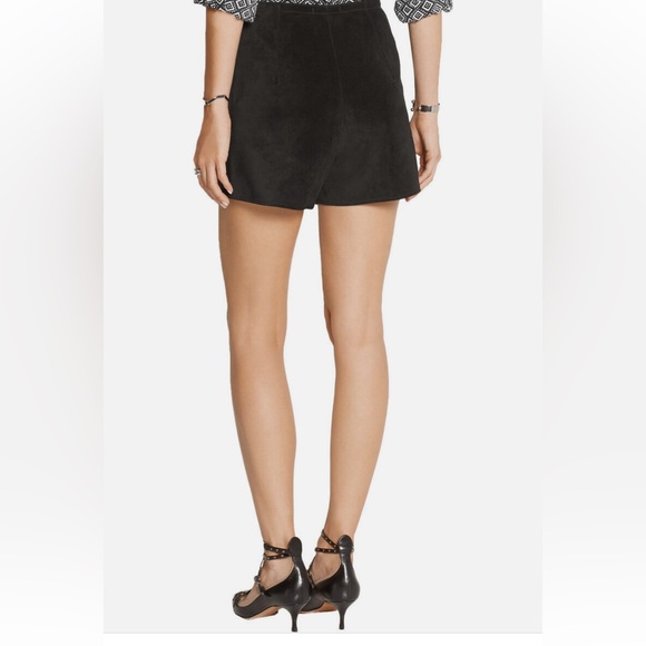 Alexa Chung AG Suede shorts NWOT 28 - Picture 2 of 7